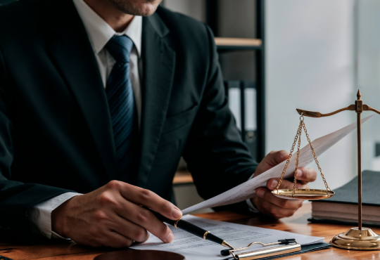 Difetto di legittimazione del progettista, il TAR Lombardia chiarisce chi può impugnare i titoli edilizi