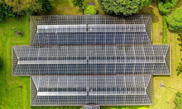 Sanatoria edilizia, serra solare e loggia: cosa dice il Consiglio di Stato